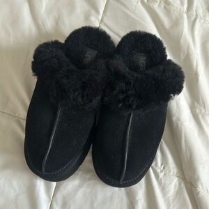 platform slippers UGG